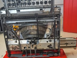Olivetti Valentino
