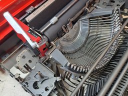 Olivetti Valentino