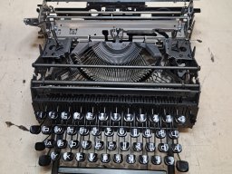 Olivetti Valentino