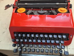 Olivetti Valentino