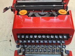 Olivetti Valentino